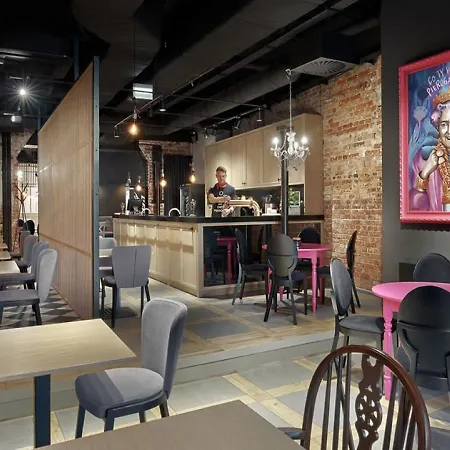 Apartmanhotel Hola 3*