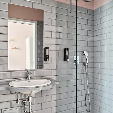 Hotel apartamentowy Hola 3*