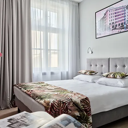 Hola شقة فندقية 3*