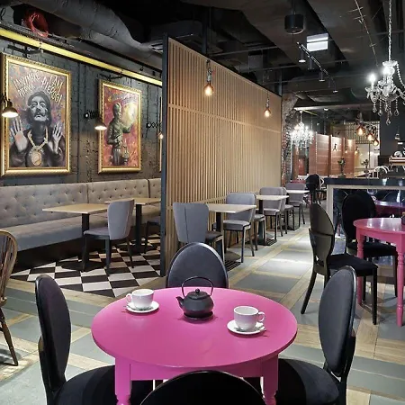 Hola מלון דירות