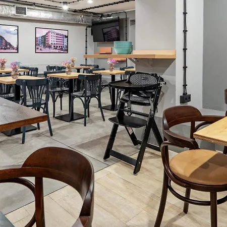 Hola Aparthotel Gdynia