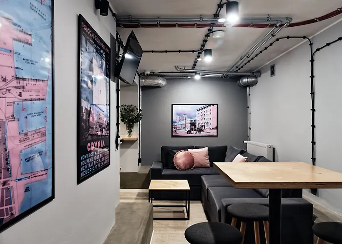 Hotel apartamentowy Hola