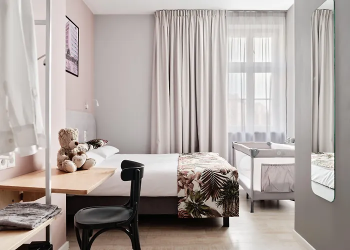 Hotel apartamentowy Hola 3*