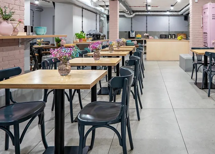 Hola 3* غدينيا